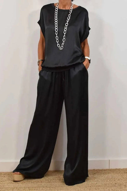 Ensemble élégant en satin