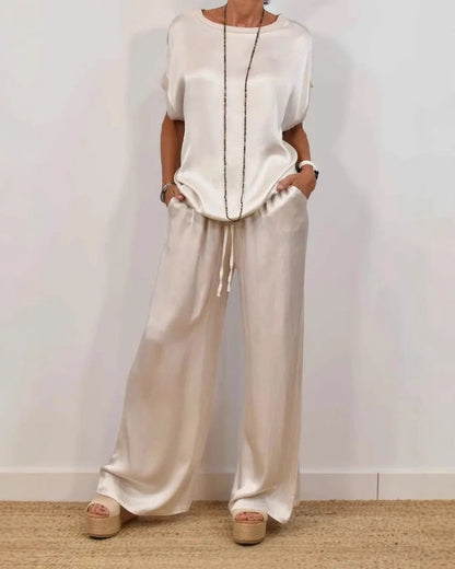 Ensemble élégant en satin