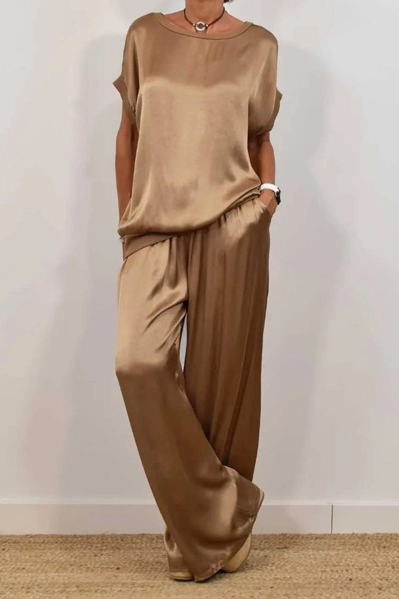 Ensemble élégant en satin